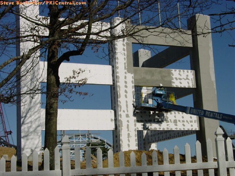 Italian Job Stunt Track - Parking Garage Structure